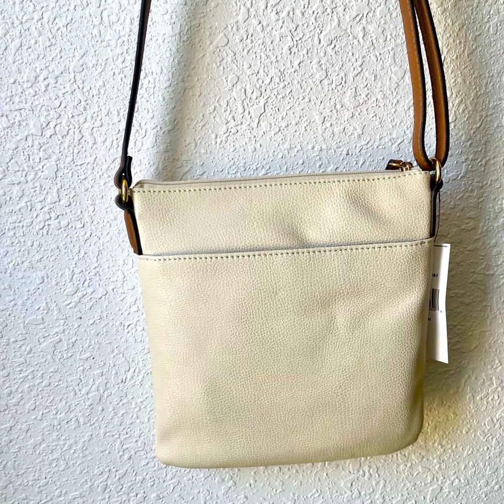 Tommy Hilfiger Crossbody Purse (New with Tags) - Picture 4 of 7